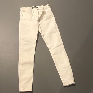 Express Women's Off-White Skinny Jeans